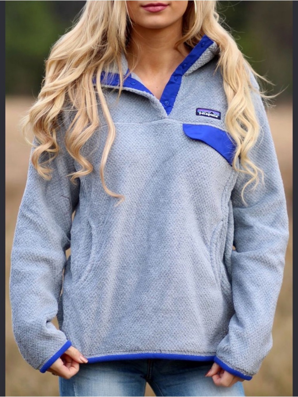 Patagonia Light Gray Fleece Pullover with Blue Trim